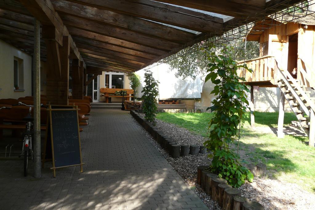 Hotel Kreuzbruchhof Burg Stargard Ngoại thất bức ảnh