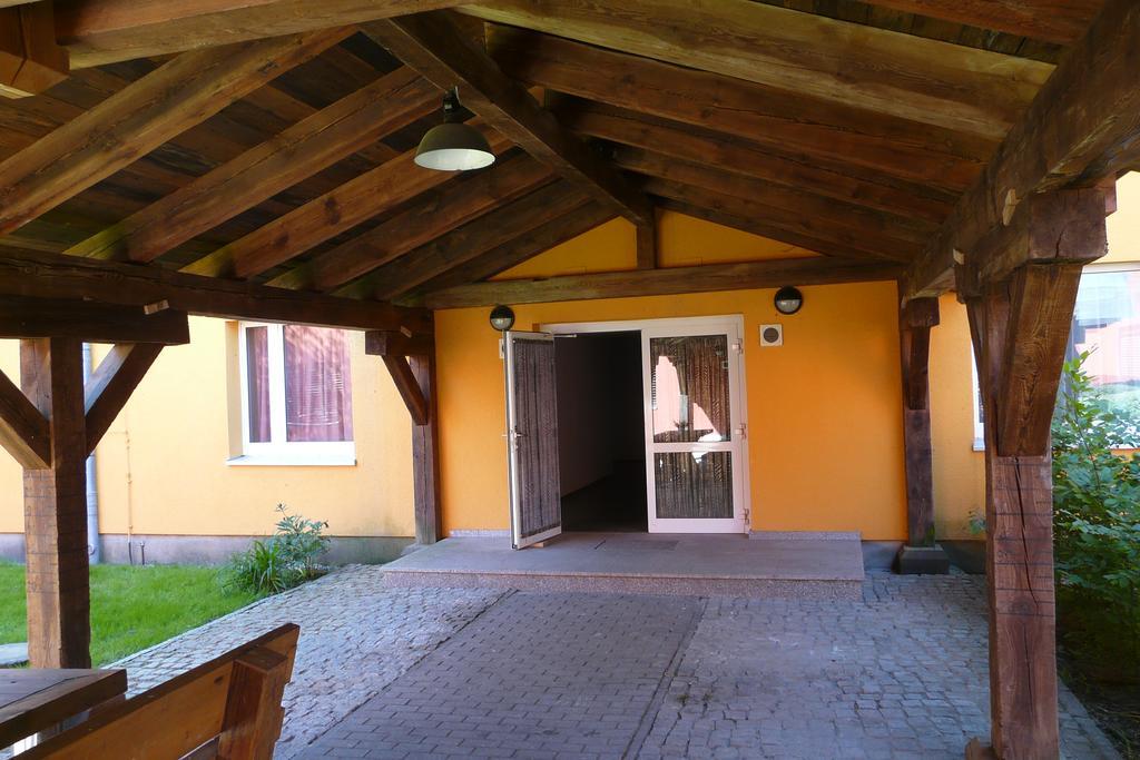 Hotel Kreuzbruchhof Burg Stargard Ngoại thất bức ảnh